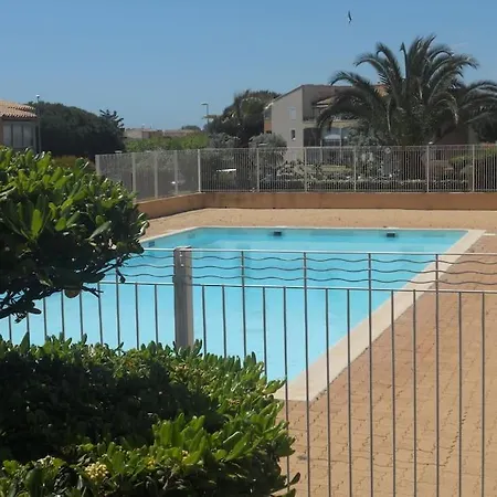 Raisin D'or, T2, Parking, Piscine