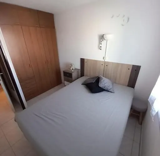 Raisin D'or, T2, Parking, Piscine 아그