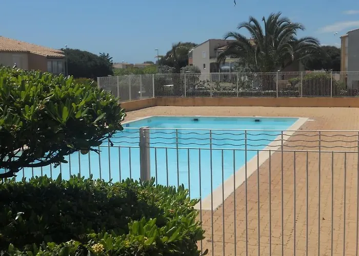 Raisin D'or, T2, Parking, Piscine